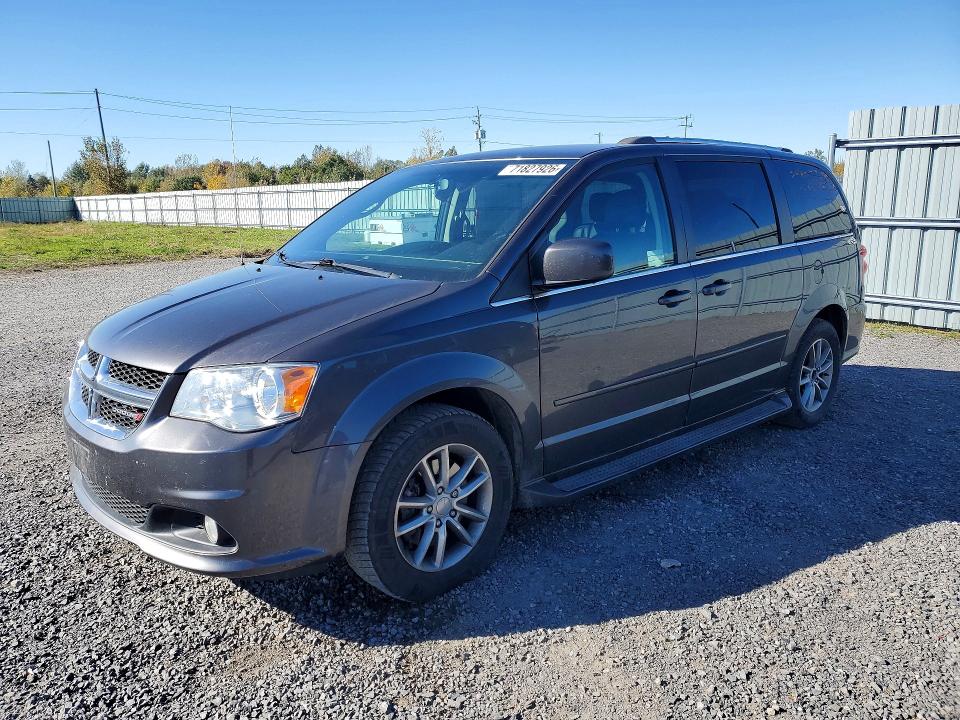 71827926 :رقم المزاد ، 2C4RDGBG8FR714326 vin ، 2015 Dodge Grand Caravan مزاد بيع