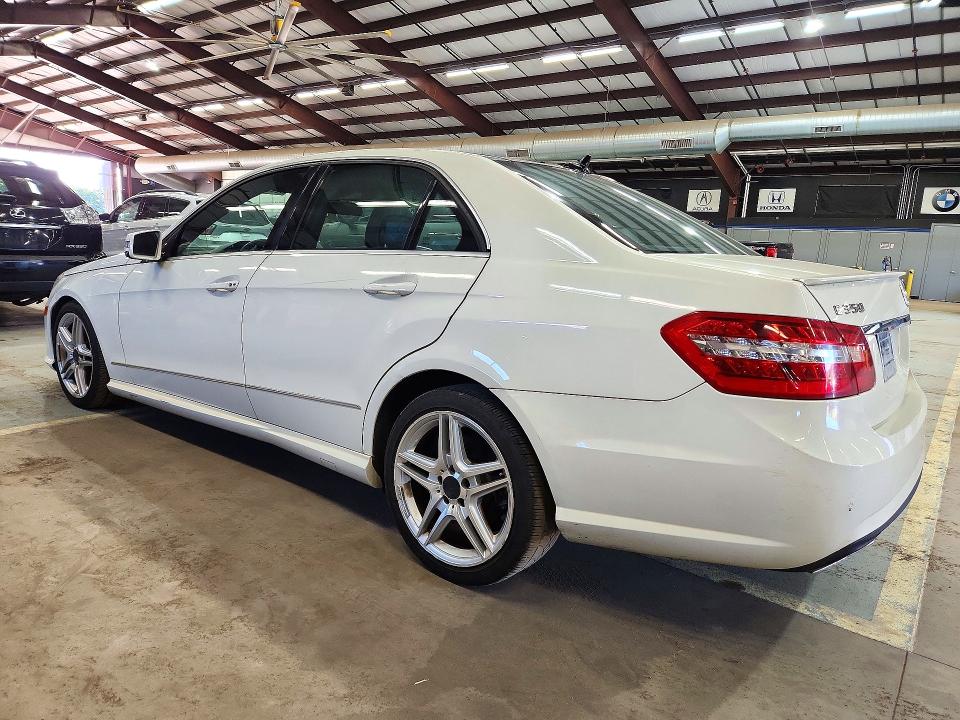 2011 Mercedes-benz E მანქანა იყიდება აუქციონზე, vin: WDDHF8HB4BA385426, აუქციონის ნომერი: 72208246