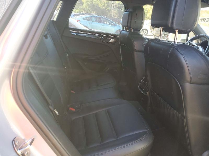 71322126 :رقم المزاد ، WP1AB2A56FLB54965 vin ، 2015 Porsche Macan مزاد بيع