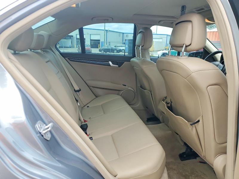 71777706 :رقم المزاد ، WDDGF4HB9DR300282 vin ، 2013 Mercedes-benz C مزاد بيع