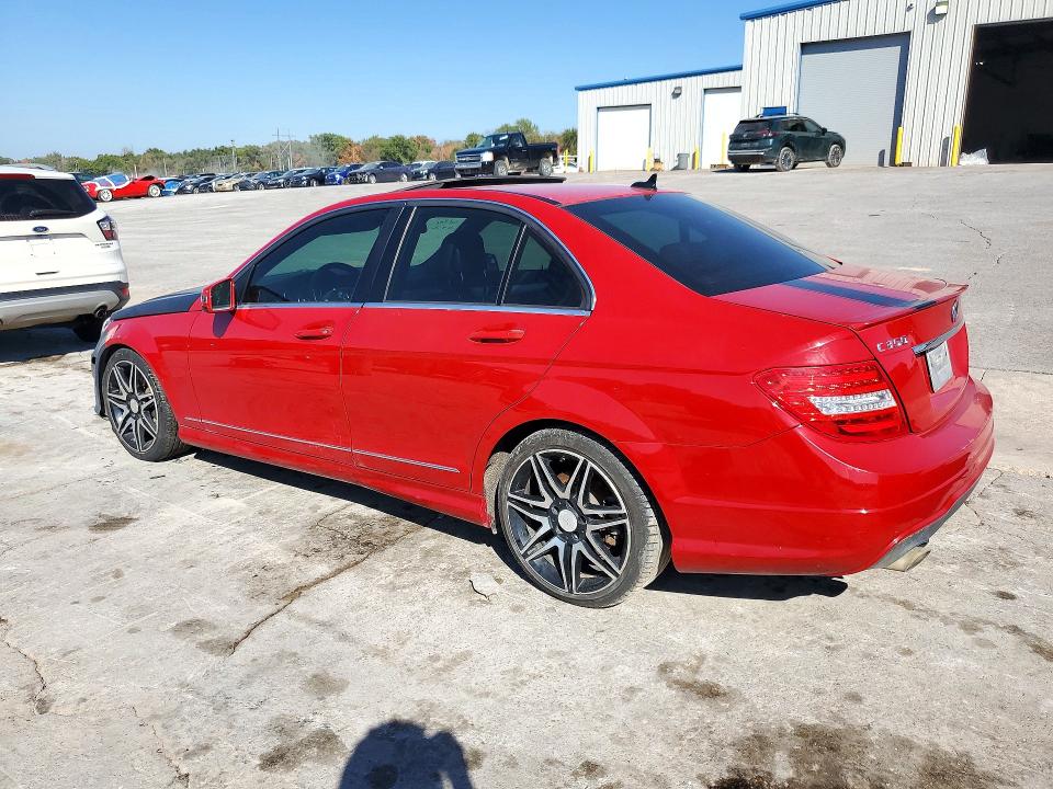 Продажа на аукционе авто 2013 Mercedes-benz C, vin: WDDGF5HB0DA863595, номер лота: 72180106