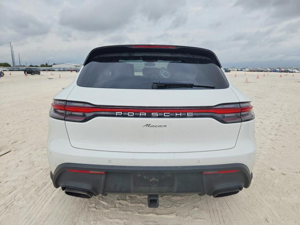 Auction sale of the 2022 Porsche Macan, vin: WP1AA2A5XNLB06208, lot number: 70930086