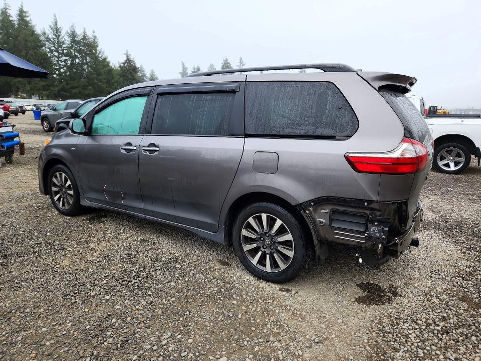 2018 Toyota Sienna მანქანა იყიდება აუქციონზე, vin: 5TDDZ3DCXJS196802, აუქციონის ნომერი: 71671236