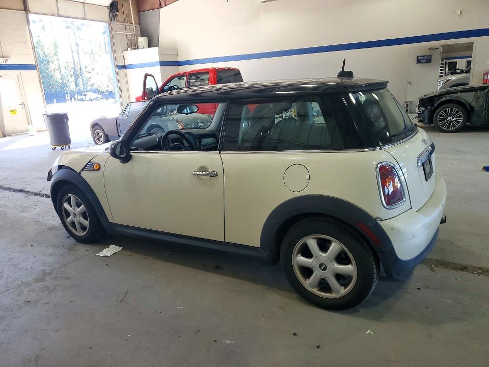 Продаж на аукціоні авто 2010 Mini Cooper, vin: WMWMF3C51ATZ23416, номер лоту: 72868826
