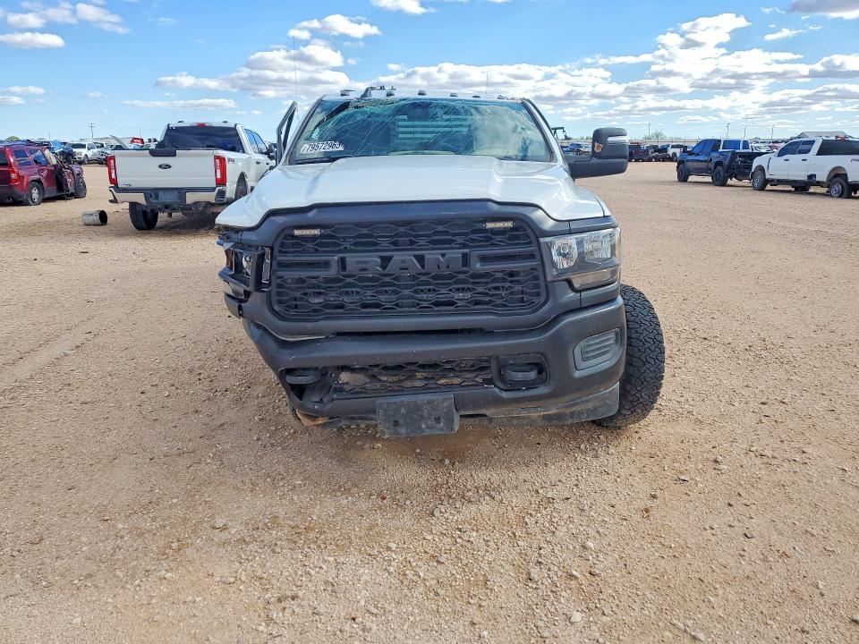 79572965 :رقم المزاد ، 3C7WRTCJ3RG191706 vin ، 2024 Ram 3500 مزاد بيع