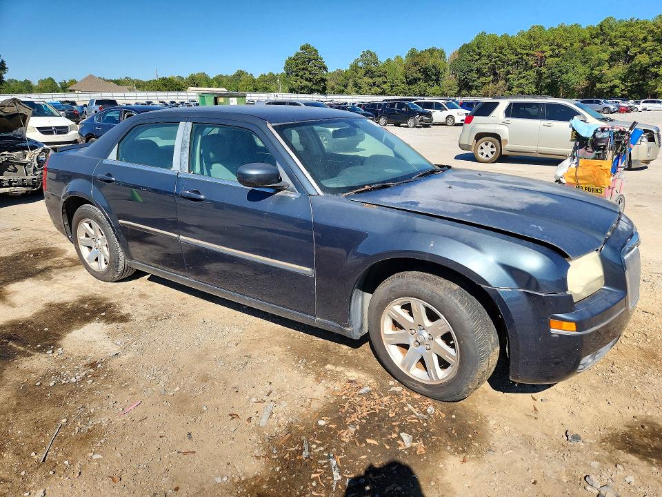 72141026 :رقم المزاد ، 2C3KA53G27H777723 vin ، 2007 Chrysler 300 مزاد بيع