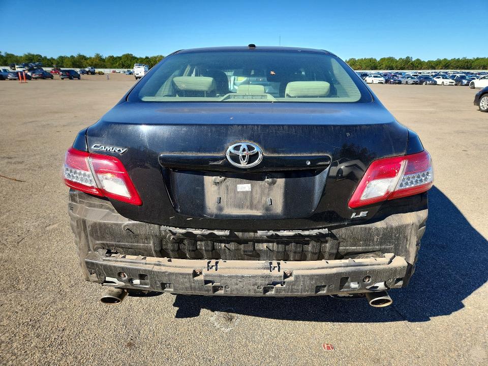 71455526 :رقم المزاد ، 4T1BK3EK9AU114535 vin ، 2010 Toyota Camry مزاد بيع