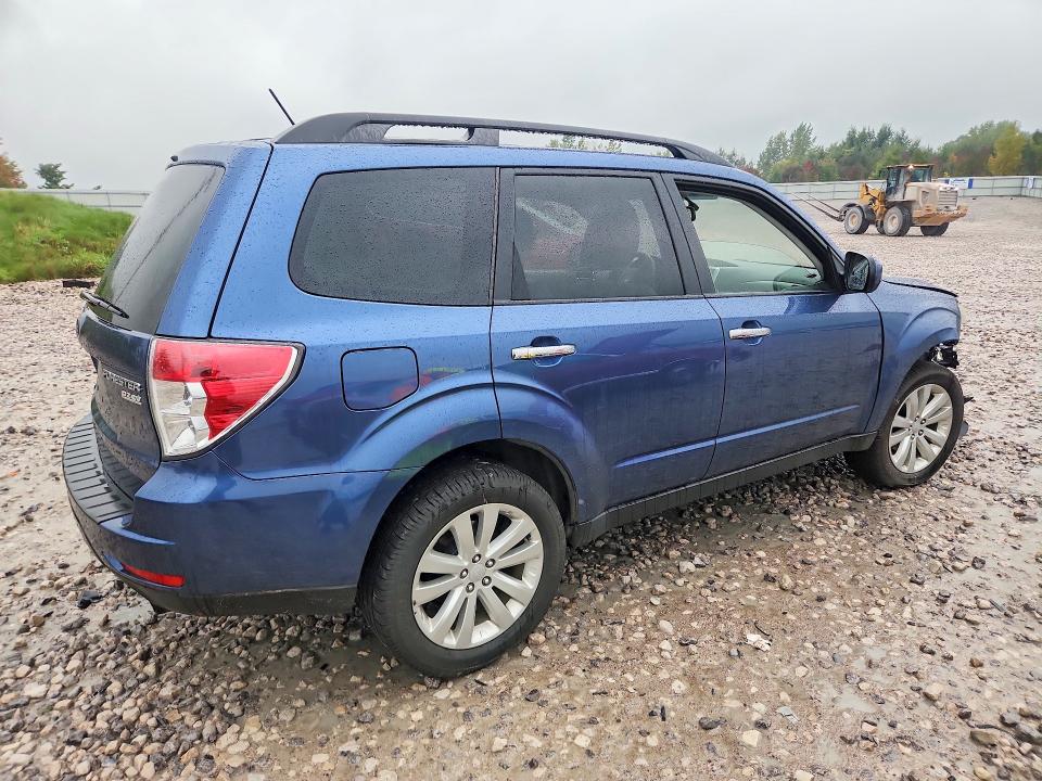2013 Subaru Forester მანქანა იყიდება აუქციონზე, vin: JF2SHAECXDH426538, აუქციონის ნომერი: 71186946