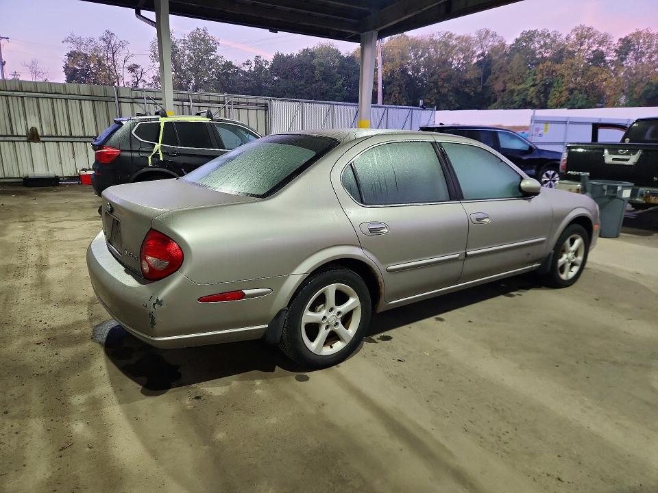 2001 Nissan Maxima მანქანა იყიდება აუქციონზე, vin: JN1CA31D81T620952, აუქციონის ნომერი: 71541416