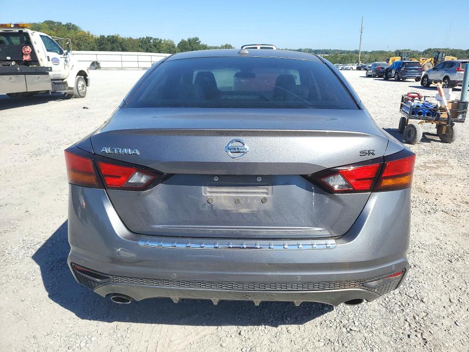 71748146 :رقم المزاد ، 1N4BL4CV4MN361440 vin ، 2021 Nissan Altima مزاد بيع