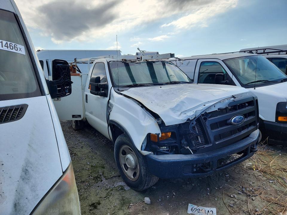 Продаж на аукціоні авто 2008 Ford F350, vin: 1FDWF30548EC54472, номер лоту: 67624336