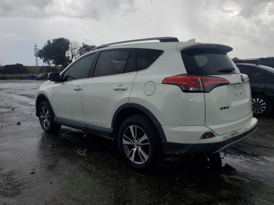 Продажа на аукционе авто 2018 Toyota Rav4, vin: 2T3WFREV4JW412288, номер лота: 71446366