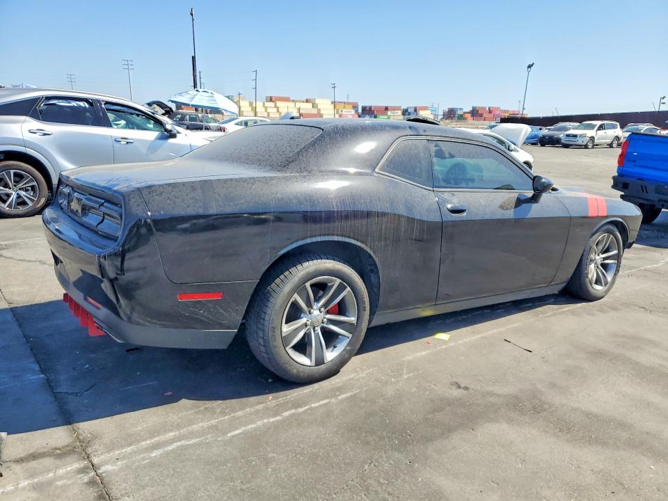 71064006 :رقم المزاد ، 2C3CDZAG7FH906060 vin ، 2015 Dodge Challenger مزاد بيع