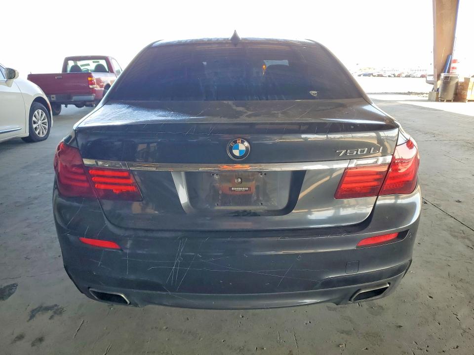 2014 Bmw 750 მანქანა იყიდება აუქციონზე, vin: WBAYE8C57ED136357, აუქციონის ნომერი: 70569976