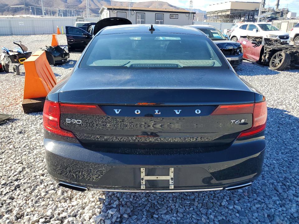 Продаж на аукціоні авто 2018 Volvo S90, vin: LVY992MLXJP032081, номер лоту: 71966686