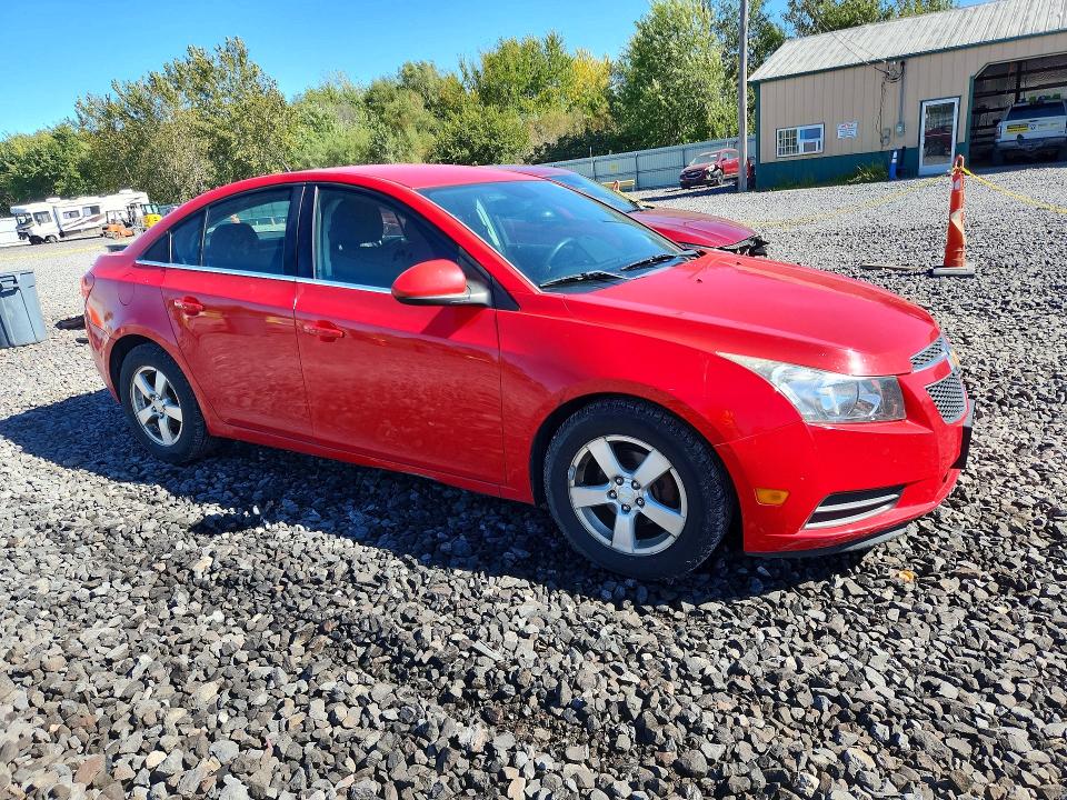 70925996 :رقم المزاد ، 1G1PC5SB7E7224777 vin ، 2014 Chevrolet Cruze مزاد بيع