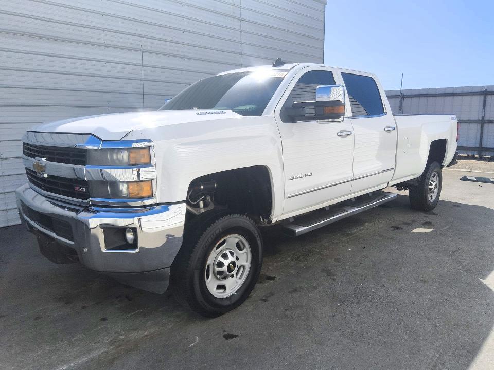 68879116 :رقم المزاد ، 1GC1KWE81FF510458 vin ، 2015 Chevrolet Silverado مزاد بيع