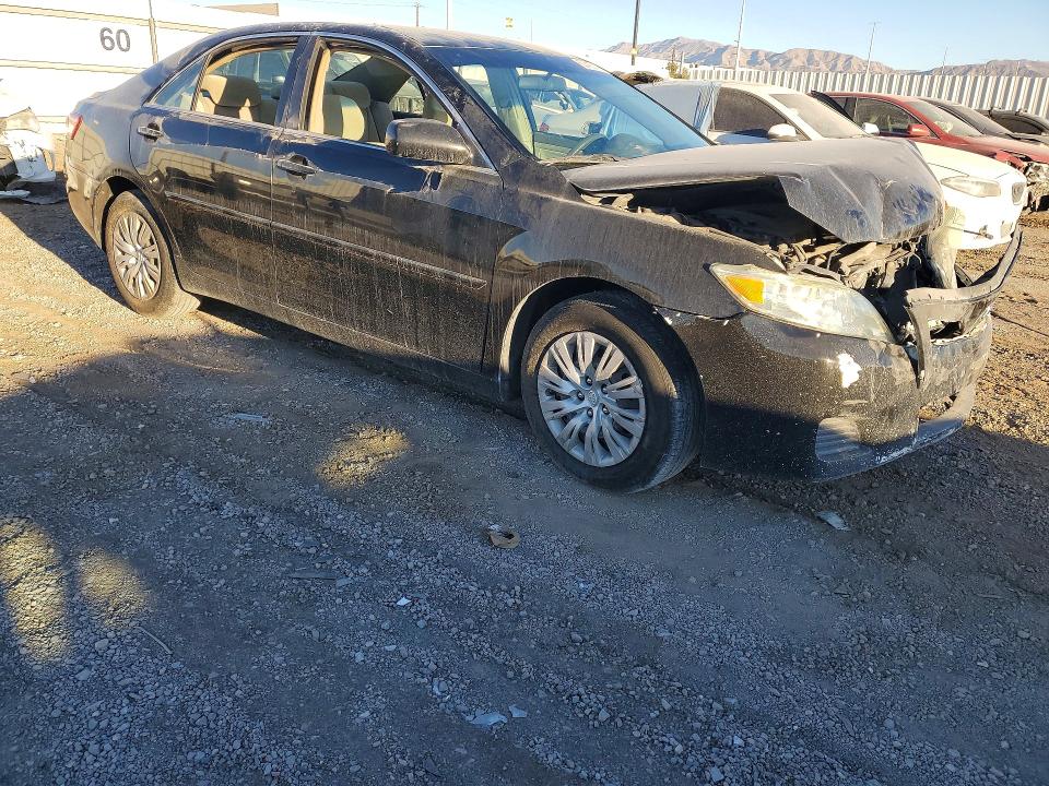 63435196 :رقم المزاد ، 4T1BF3EK3AU549782 vin ، 2010 Toyota Camry مزاد بيع