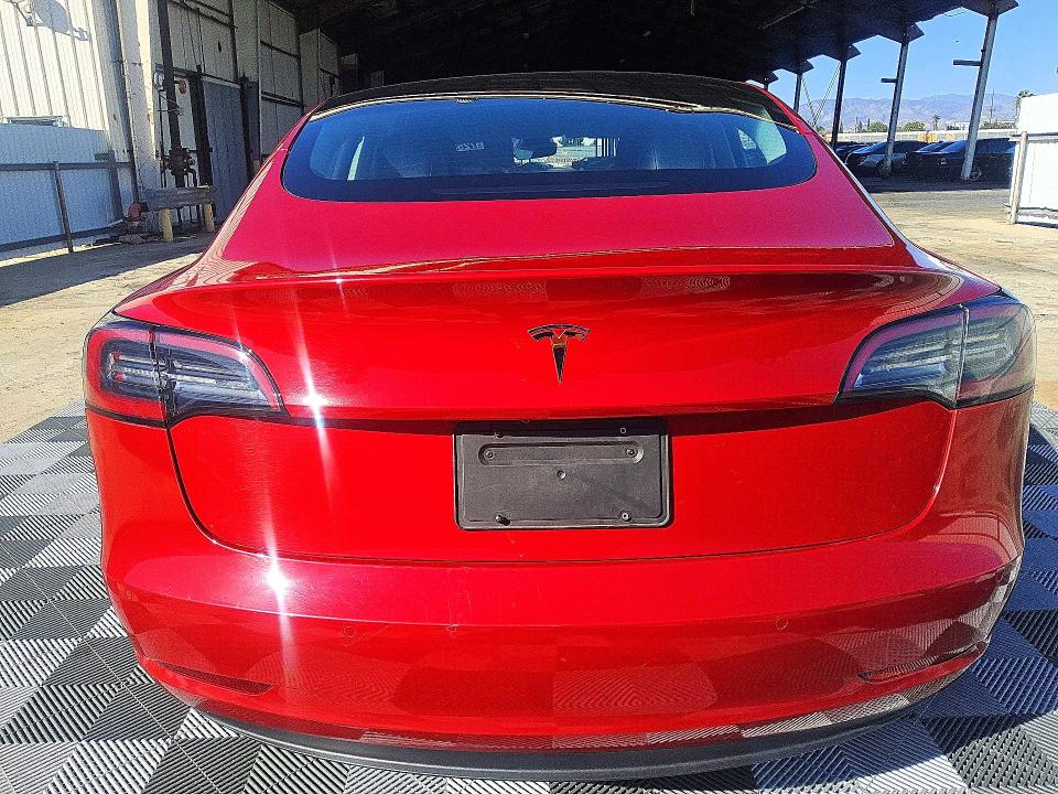 Продажа на аукционе авто 2022 Tesla Model 3, vin: 5YJ3E1EA5NF184799, номер лота: 72530786