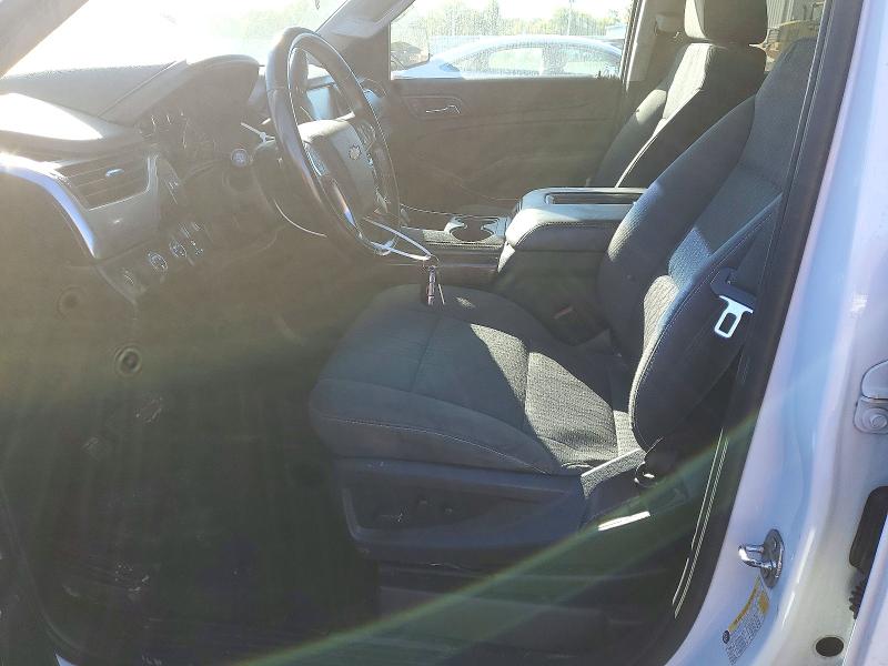 Продажа на аукционе авто 2018 Chevrolet Suburban, vin: 1GNSKGKC2JR402691, номер лота: 72302986