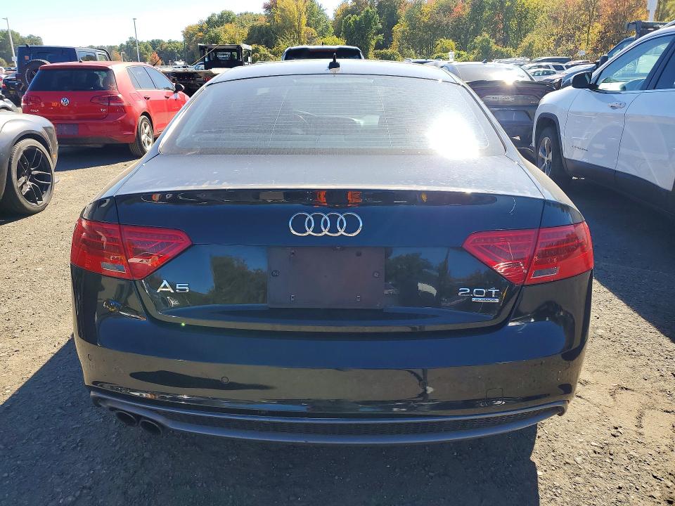 2015 Audi A5 მანქანა იყიდება აუქციონზე, vin: WAUMFAFR8FA004972, აუქციონის ნომერი: 71904676