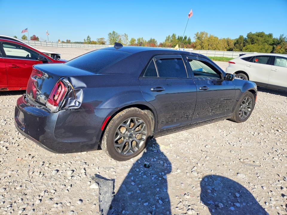 71425736 :رقم المزاد ، 2C3CCAGG5HH553249 vin ، 2017 Chrysler 300 مزاد بيع