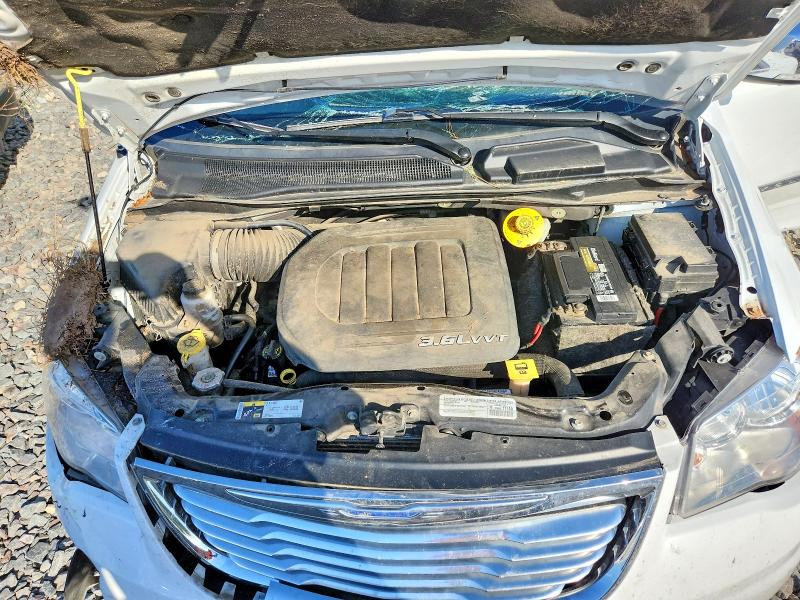 71853956 :رقم المزاد ، 2C4RC1CGXFR610595 vin ، 2015 Chrysler Town & Country مزاد بيع