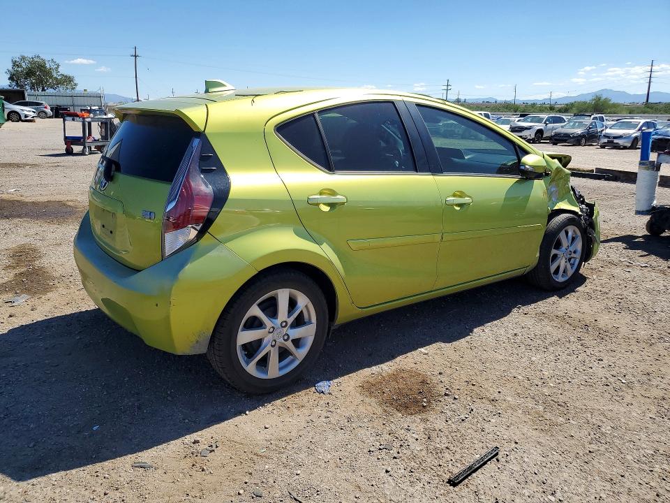 Продажа на аукционе авто 2016 Toyota Prius C, vin: JTDKDTB39G1123936, номер лота: 71590346