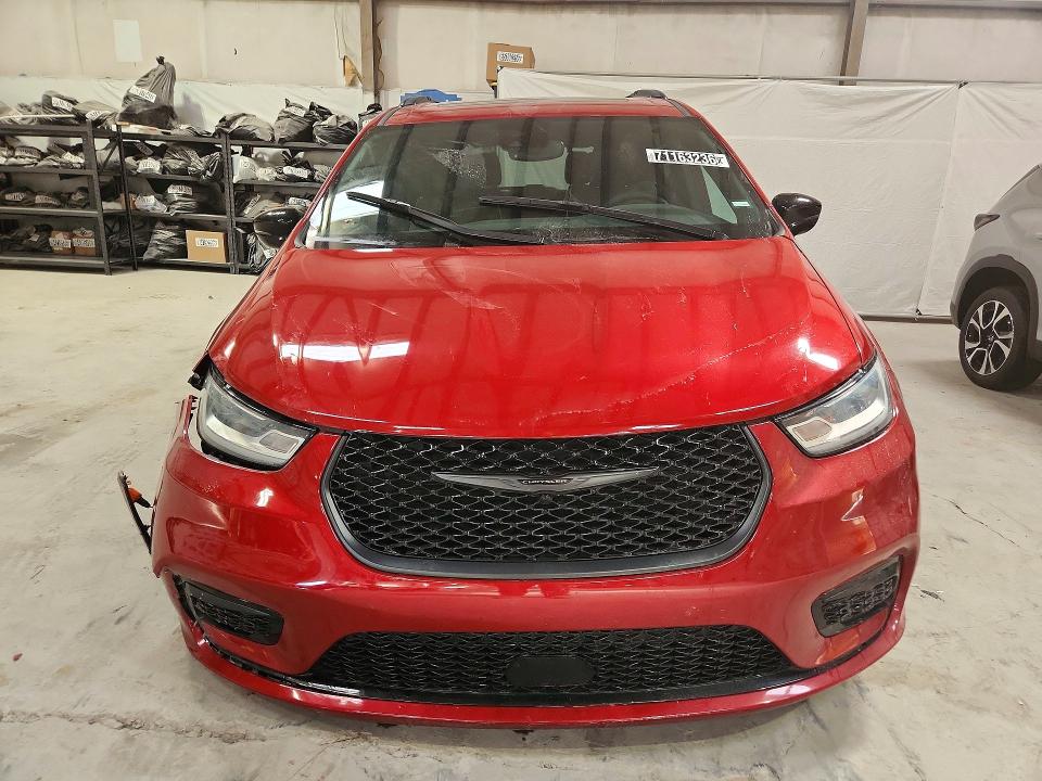 Продажа на аукционе авто 2025 Chrysler Pacifica, vin: 2C4RC1GG1SR524371, номер лота: 71163236