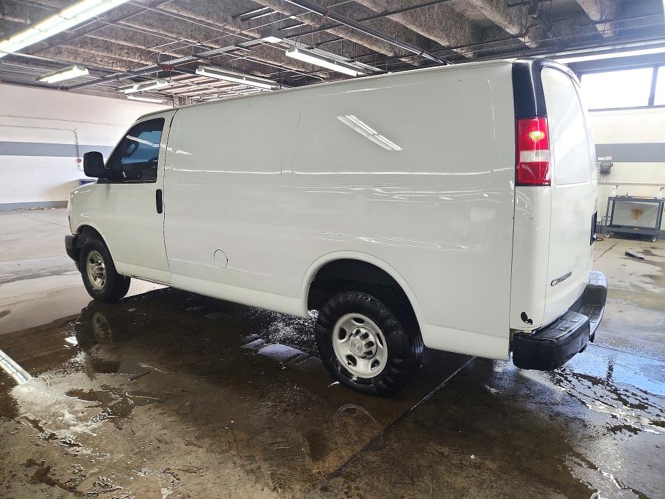 67905746 :رقم المزاد ، 1GCWGAFG0K1363010 vin ، 2019 Chevrolet Express G2500 مزاد بيع