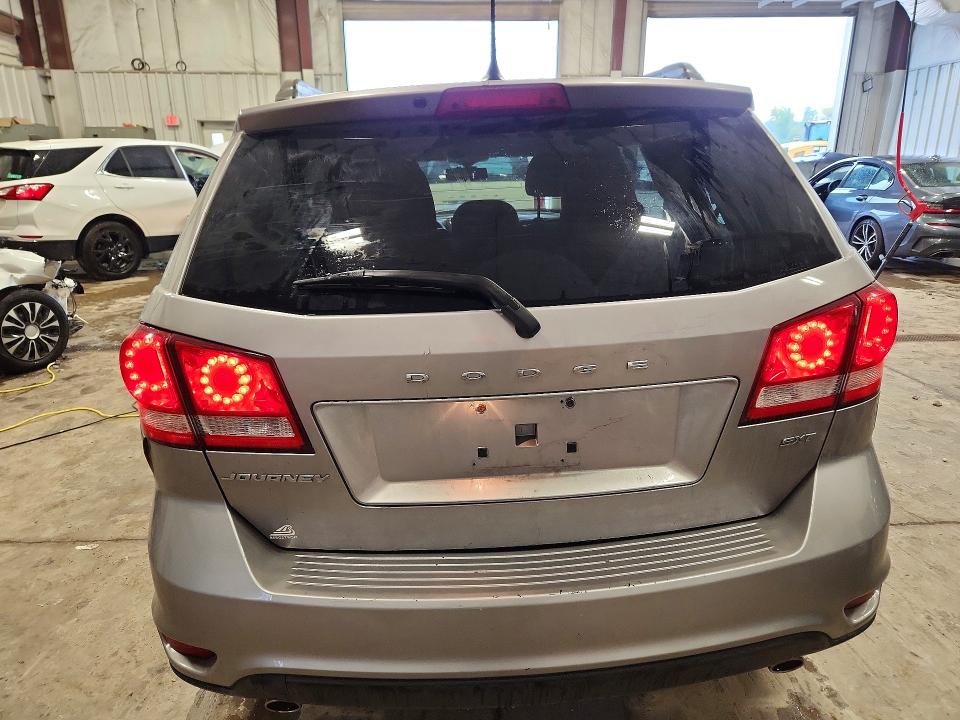 70828796 :رقم المزاد ، 3C4PDCBG0FT669430 vin ، 2015 Dodge Journey مزاد بيع