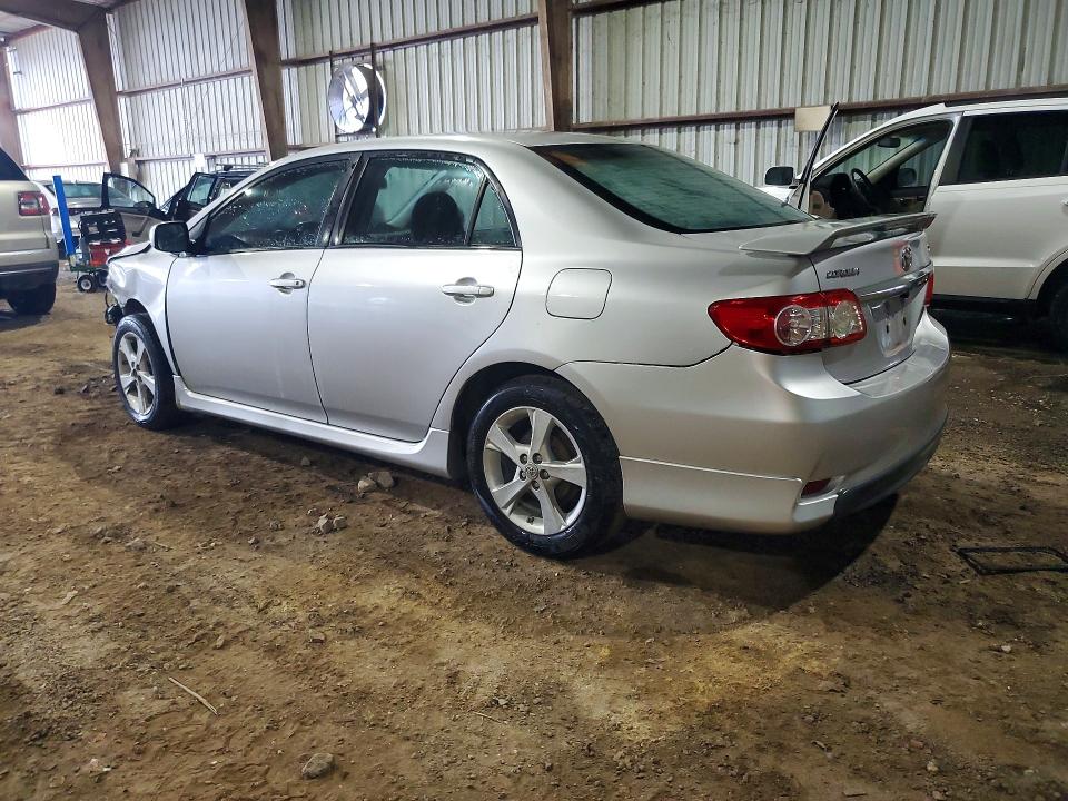 71244936 :رقم المزاد ، 2T1BU4EE5BC586972 vin ، 2011 Toyota Corolla مزاد بيع