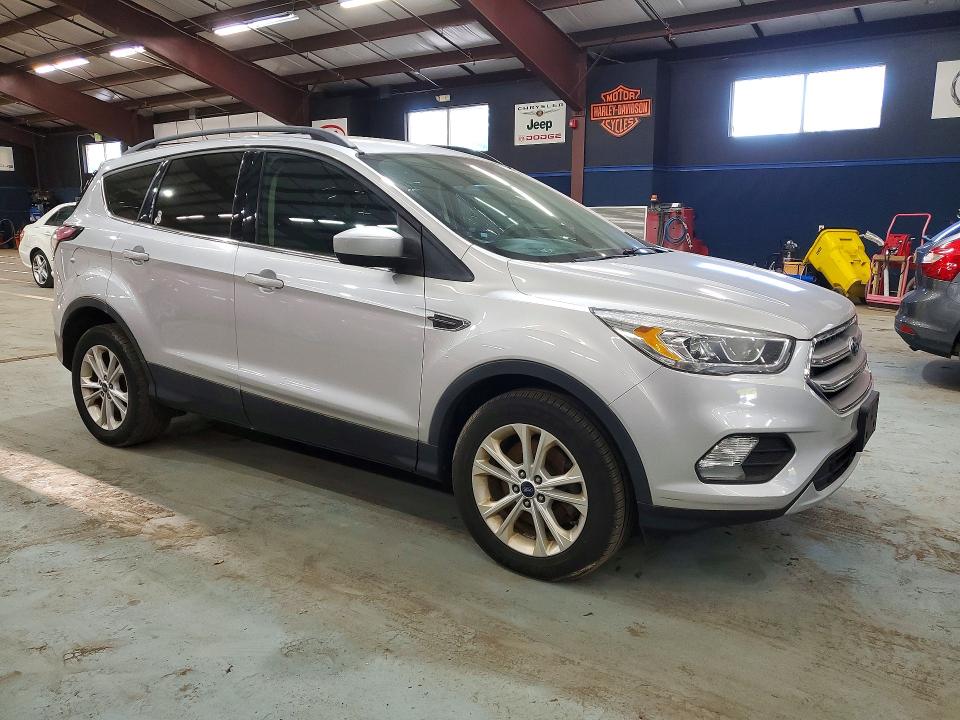Продажа на аукционе авто 2017 Ford Escape, vin: 1FMCU9G96HUE27824, номер лота: 71746346