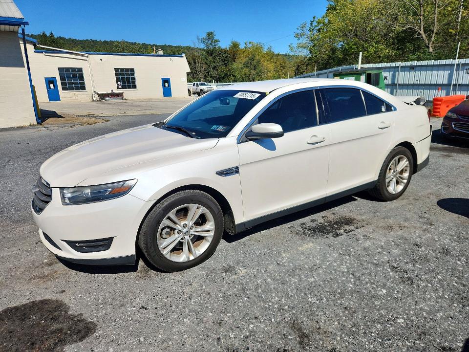 Продажа на аукционе авто 2015 Ford Taurus, vin: 1FAHP2E8XFG187889, номер лота: 70661716