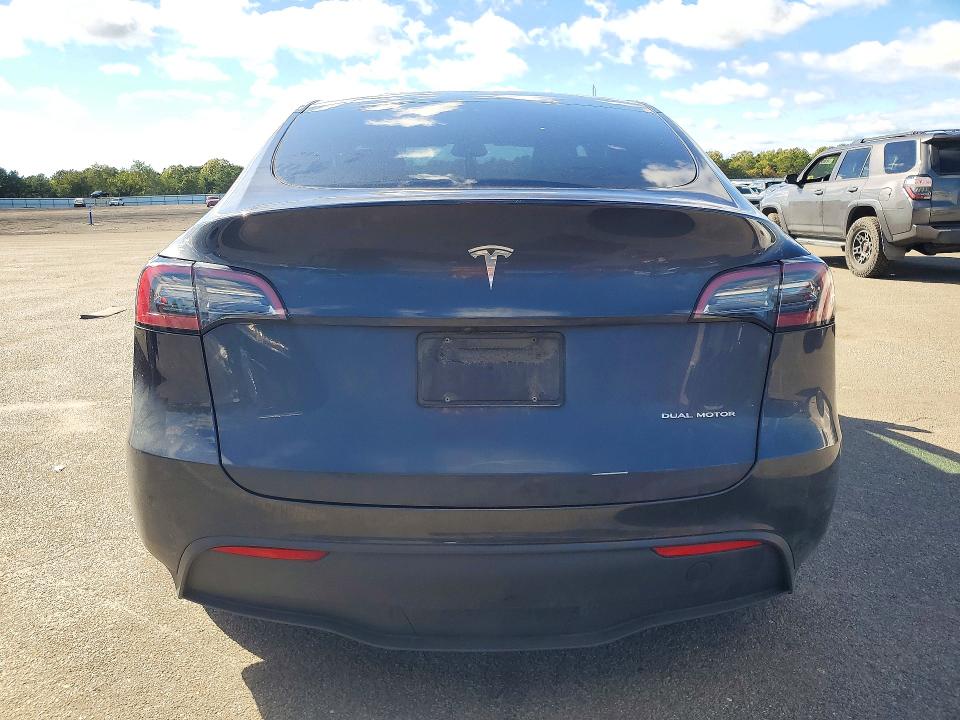 Продажа на аукционе авто 2024 Tesla Model Y, vin: 7SAYGDEE2RA286491, номер лота: 72502086