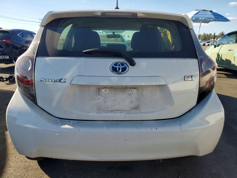 2012 Toyota Prius C მანქანა იყიდება აუქციონზე, vin: JTDKDTB37C1015681, აუქციონის ნომერი: 71772316