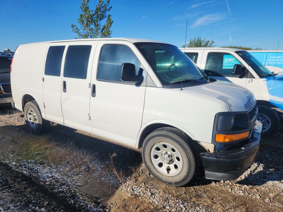 68079786 :رقم المزاد ، 1GCSGAFX5E1147608 vin ، 2014 Chevrolet Express G1500 مزاد بيع