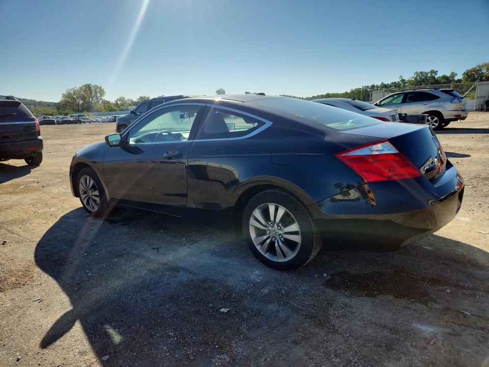 71359586 :رقم المزاد ، 1HGCS1B84AA008521 vin ، 2010 Honda Accord مزاد بيع