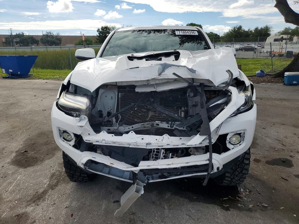 Aukcja sprzedaży 2017 Toyota Tacoma, vin: 5TFDZ5BN5HX023970, numer aukcji: 71804396