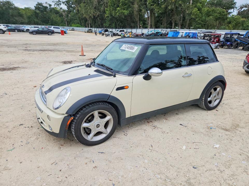 2005 Mini Cooper მანქანა იყიდება აუქციონზე, vin: WMWRC33425TC56323, აუქციონის ნომერი: 71246986