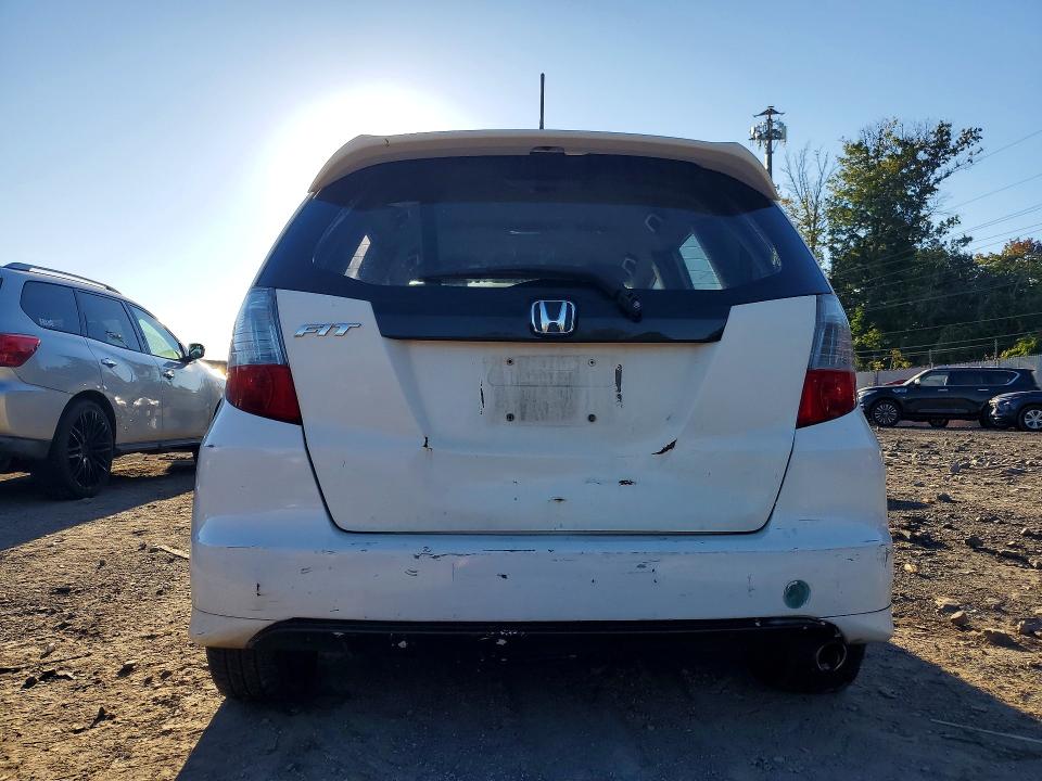 2010 Honda Fit მანქანა იყიდება აუქციონზე, vin: JHMGE8H45AC023259, აუქციონის ნომერი: 72042166