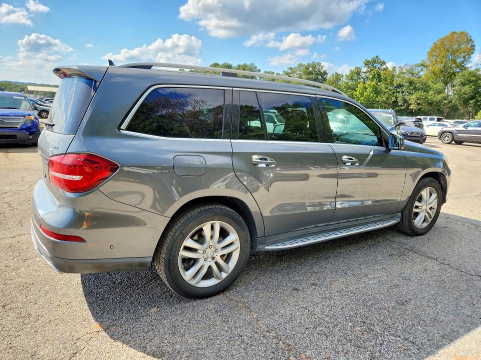 69925116 :رقم المزاد ، 4JGDF6EE4HA895436 vin ، 2017 Mercedes-benz Gls مزاد بيع