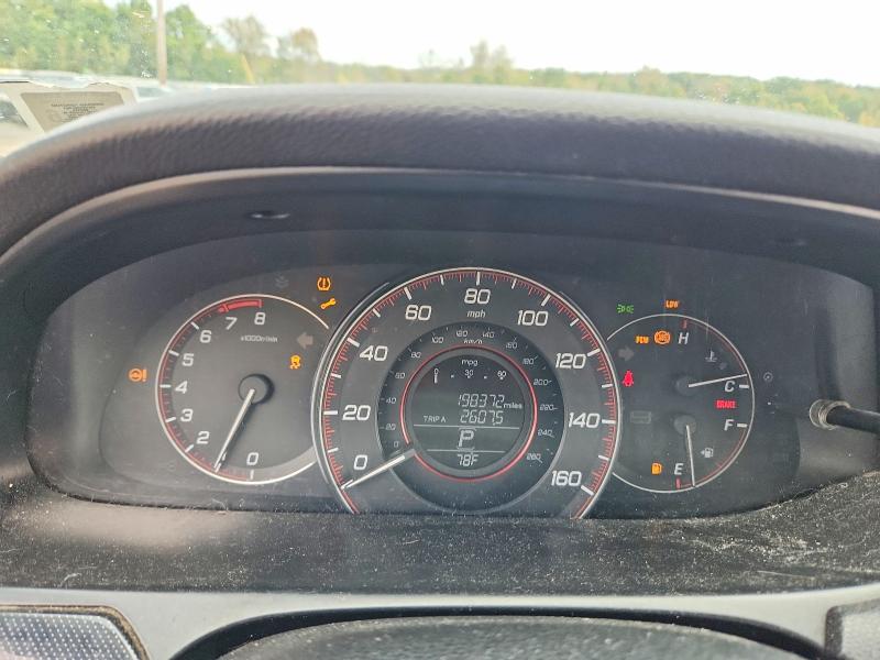 70850996 :رقم المزاد ، 1HGCT1B82DA013511 vin ، 2013 Honda Accord مزاد بيع