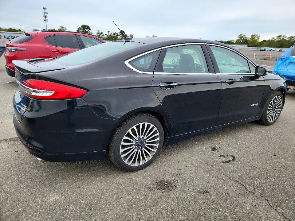 Продаж на аукціоні авто 2018 Ford Fusion, vin: 3FA6P0RU8JR177639, номер лоту: 72697766