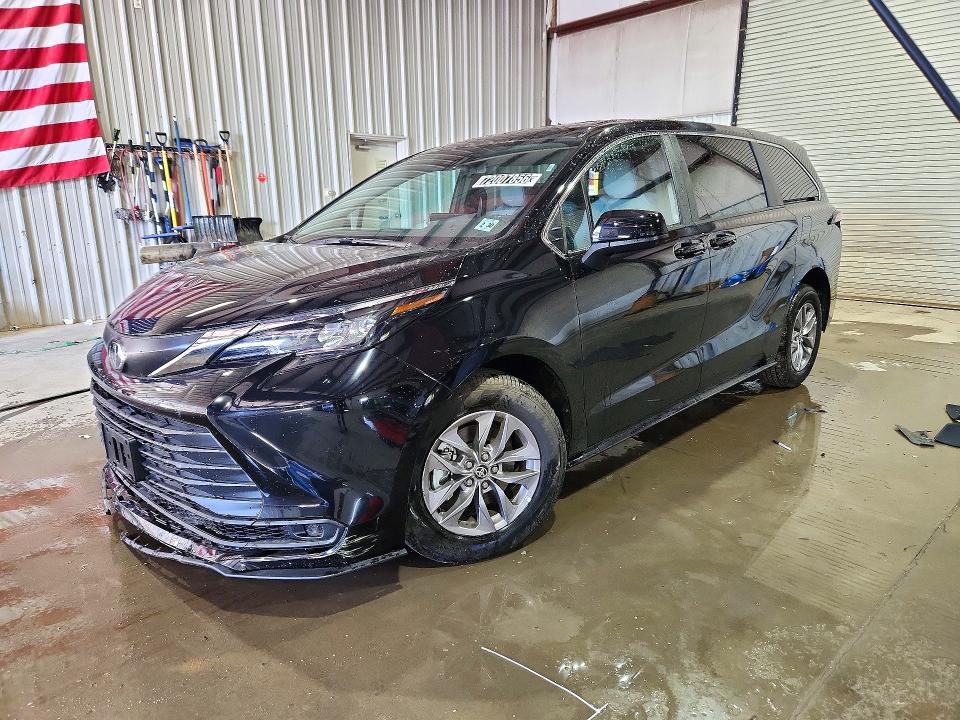 2026 Toyota Sienna მანქანა იყიდება აუქციონზე, vin: 5TDKRKEC8TS305700, აუქციონის ნომერი: 72007856