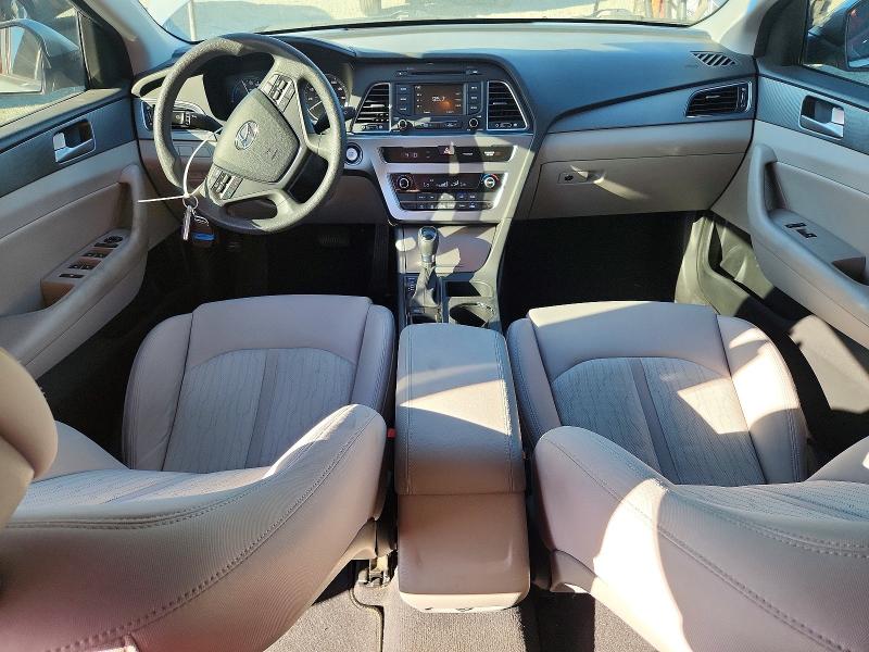 2016 Hyundai Sonata Hybrid მანქანა იყიდება აუქციონზე, vin: KMHE24L19GA013938, აუქციონის ნომერი: 71564966
