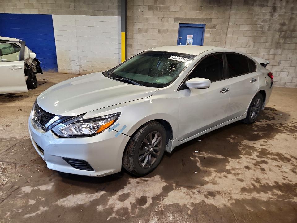 2018 Nissan Altima მანქანა იყიდება აუქციონზე, vin: 1N4AL3AP3JC160999, აუქციონის ნომერი: 70923716