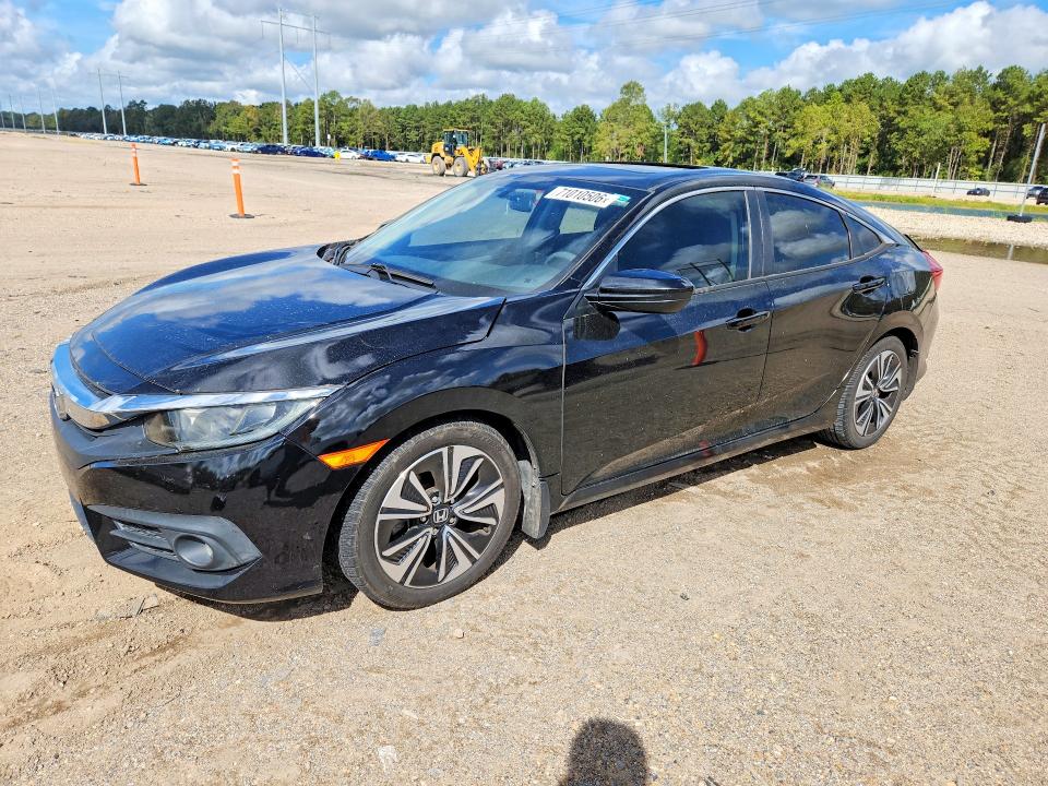 Продажа на аукционе авто 2017 Honda Civic, vin: 19XFC1F3XHE004357, номер лота: 71010506