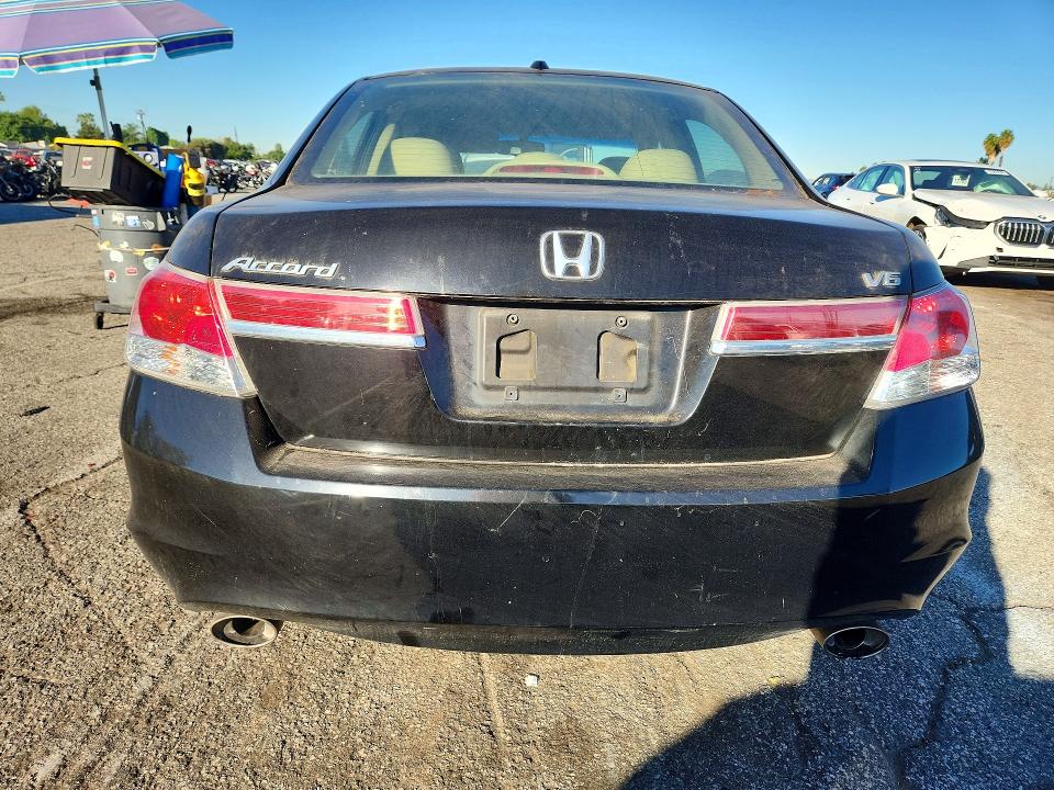 Продаж на аукціоні авто 2011 Honda Accord, vin: 1HGCP3F88BA014427, номер лоту: 73119226