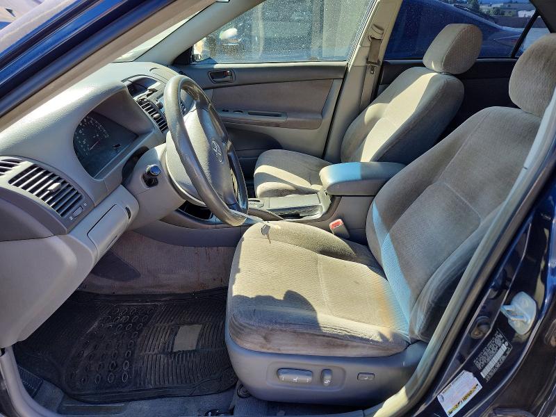 71481016 :رقم المزاد ، JTDBE32K340255273 vin ، 2004 Toyota Camry مزاد بيع